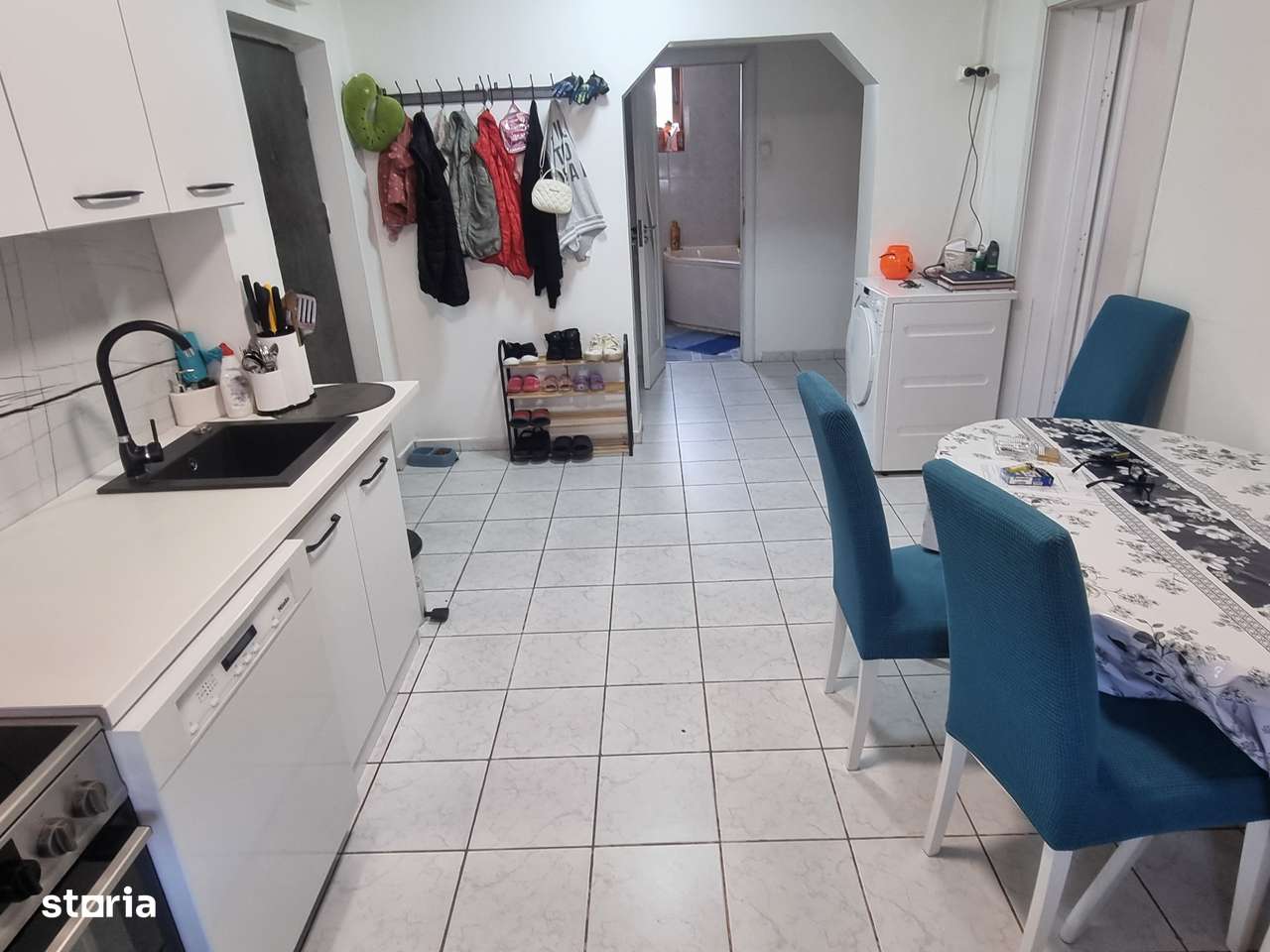 Apartament 2 camere decomandat,et.1,Deva-zona Bd.Bălcescu nou-5