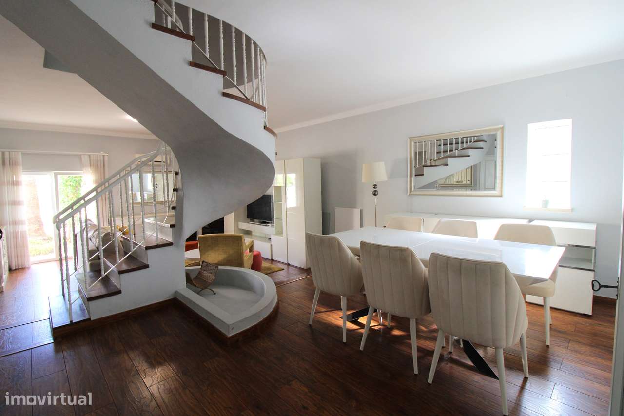 Arrenda-se Moradia a 500 mts da Praia - Alvor - Grande imagem: 4/30