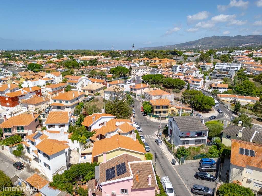 Moradia Independente T3+1 com Jardim Privado, Estúdio e Garagem | C...-40