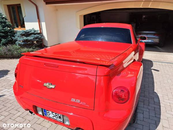 Chevrolet SSR - 5