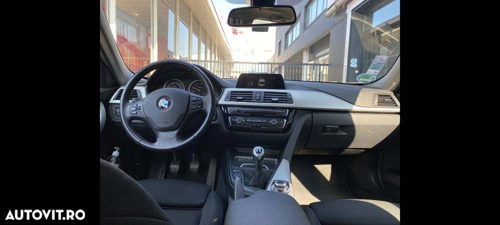 BMW Seria 3 320d Efficient Dynamic Edition - 5