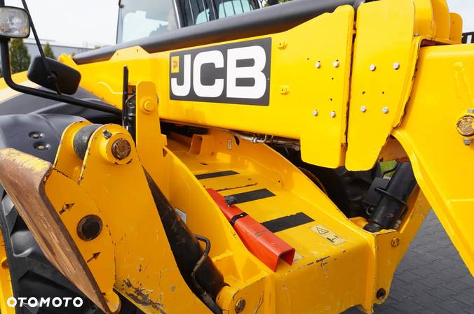 JCB 540-140 / r.2020 / 2 szt. - 29