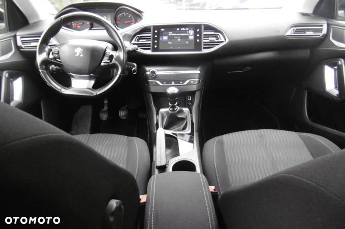 Peugeot 308 1.6 BlueHDi Business Line S&S - 30