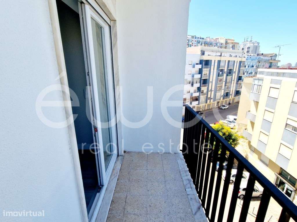 Apartamento T3 na Algodeia, Setúbal-24