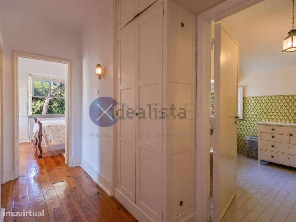 Moradia para obras totais para uma construção máxima de 554 m2, T6 ...-14