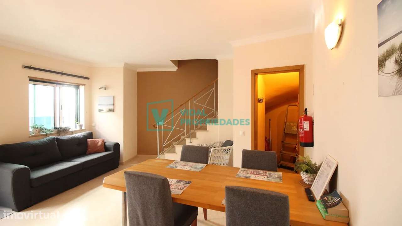 Moradia T2 com Terraço e Vista em centro de Lagos-3