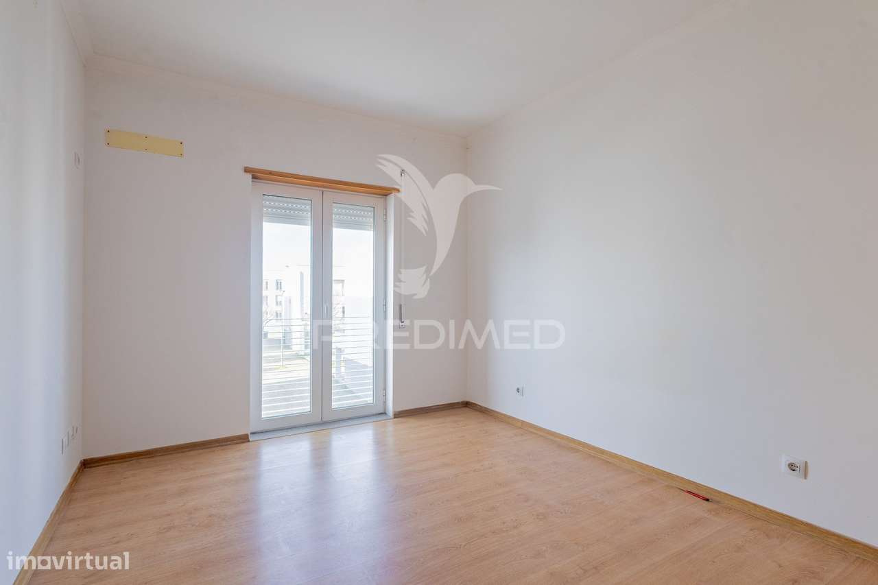 Bairro dos Álamos - Apartamento T3 com Garagem - Grande imagem: 5/31