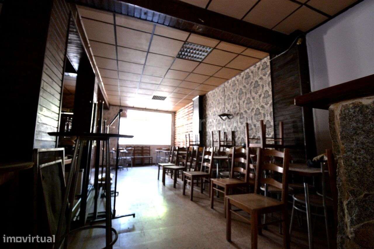 Loja / Castelo Branco, Castelo Branco - Grande imagem: 5/17