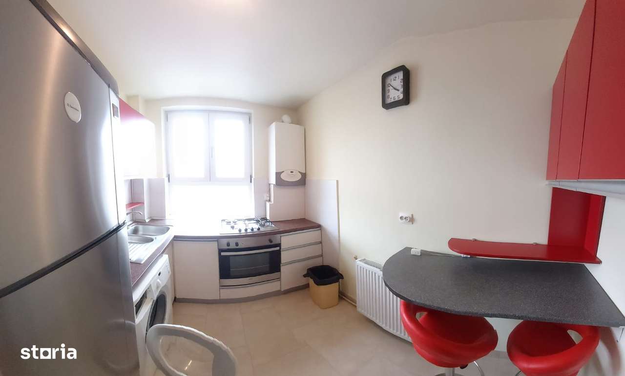 Apartament 3 camere Ultracentral , complet renovat-2