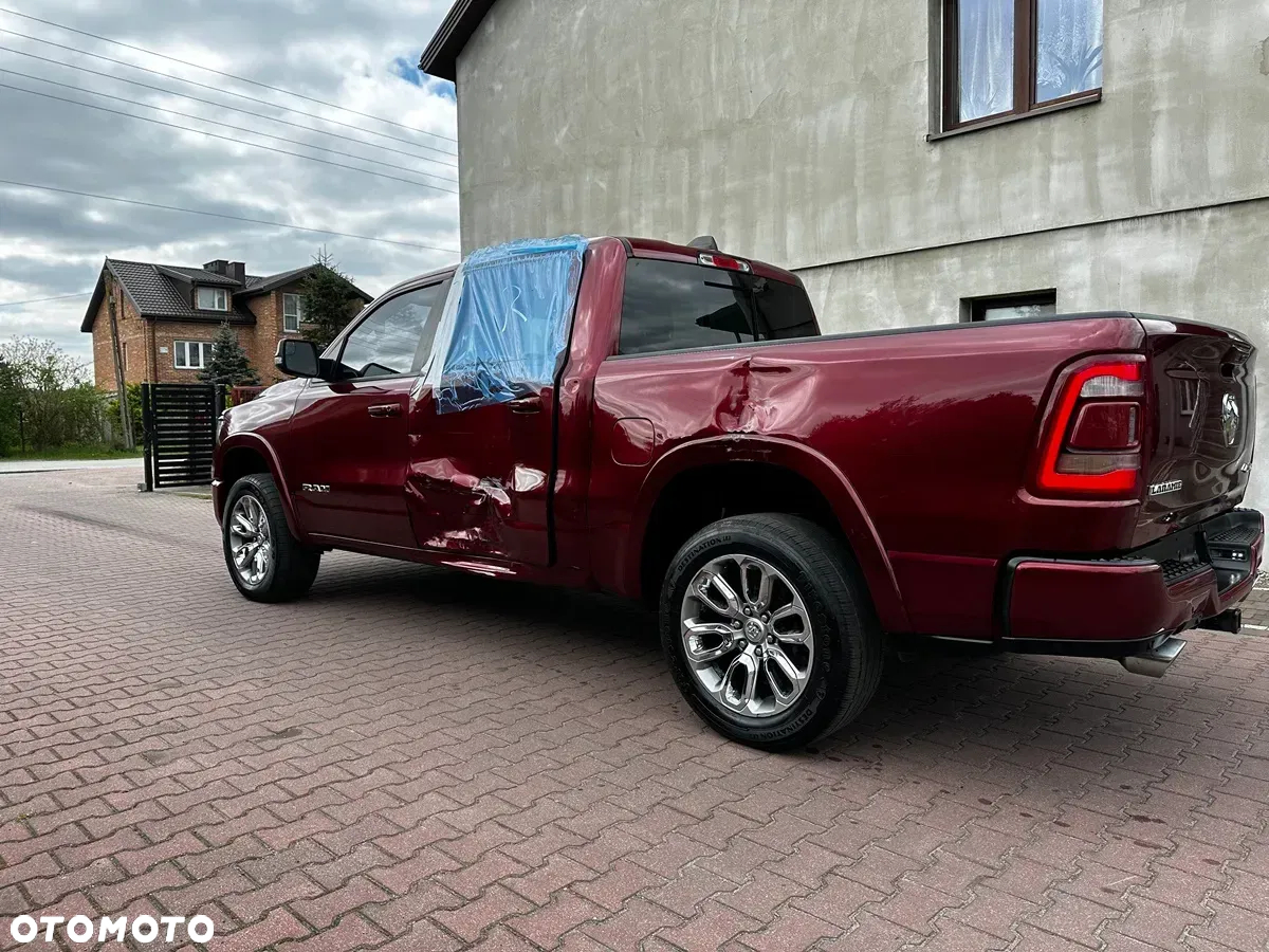 RAM 1500 5.7 Crew Cab Laramie - 10