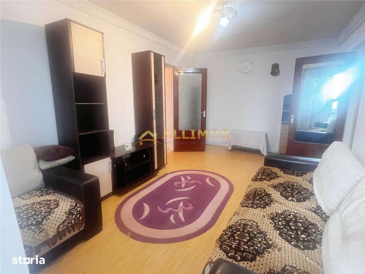 Apartament 2 camere de vânzare în Ploiesti, zona Vest - Imagine principală: 2/15