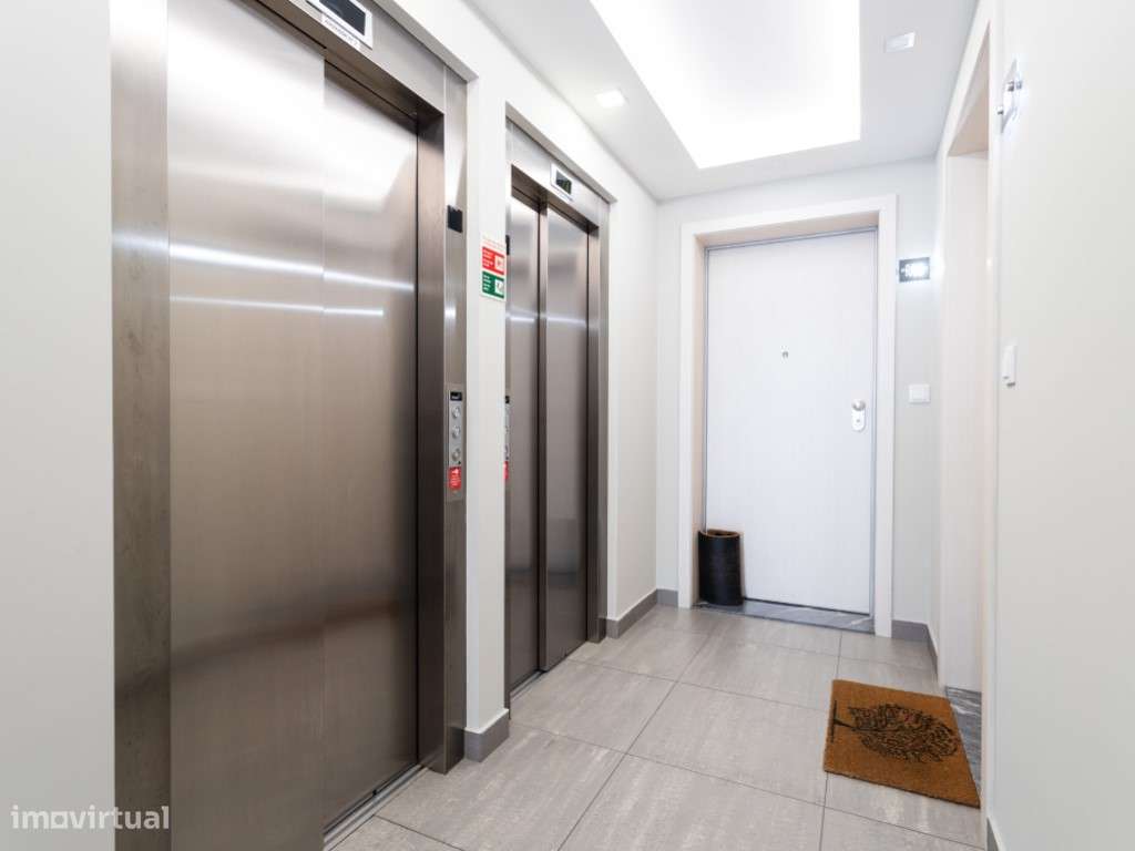 Exclusivo T4 Penthouse de Luxo com 379 m² na Póvoa de Santa Iria.-42