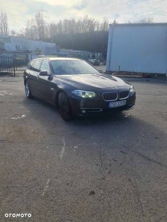 BMW Seria 5 535d Touring Luxury Line - 2
