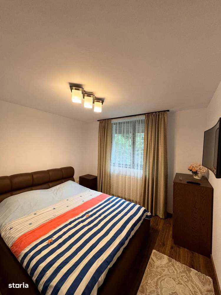 Vila Premium de Vanzare in Cheia ,Prahova-Comision0% - Imagine principală: 4/20