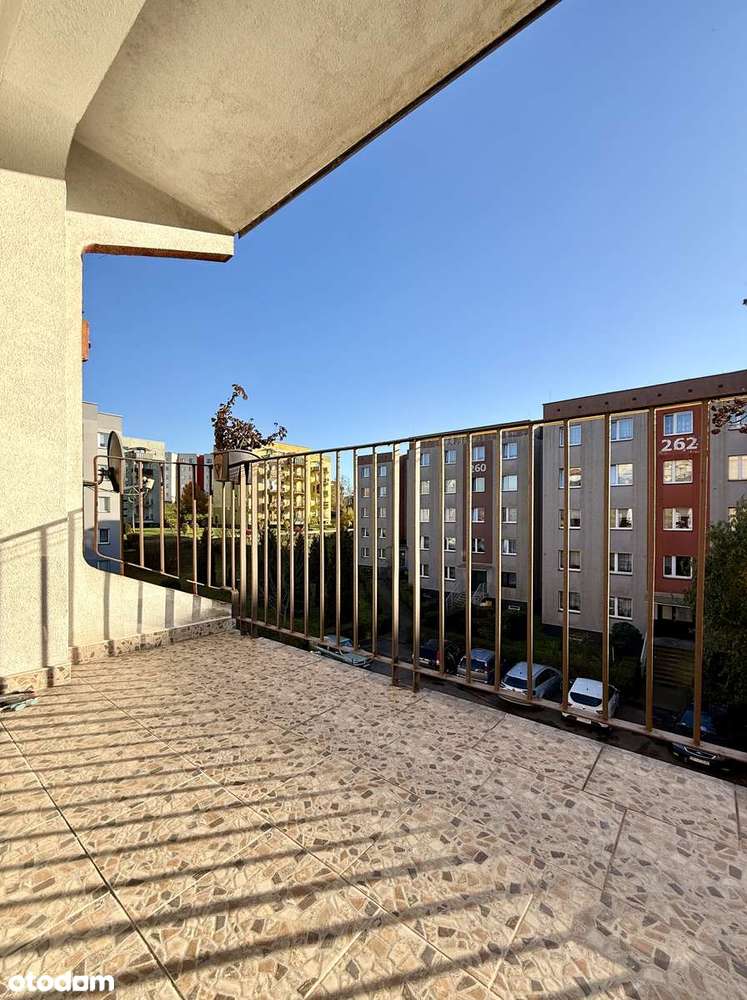 Stroszek - DUŻY taras - 3 pokoje - super lokalizacja!-1