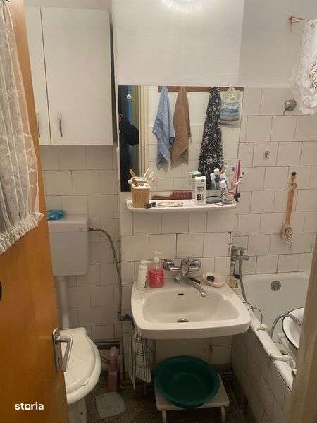 Apartament 3 camere, confort  1, micro V - Imagine principală: 5/8