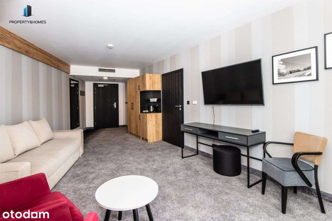 Widok na stok narciarski oraz piękną panoramę gór!-1