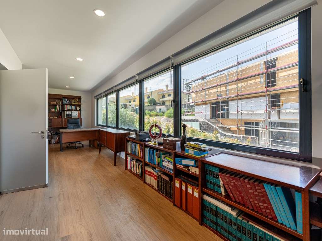 Moradia T4 c/ Jardim de Inverno | Cascais-24