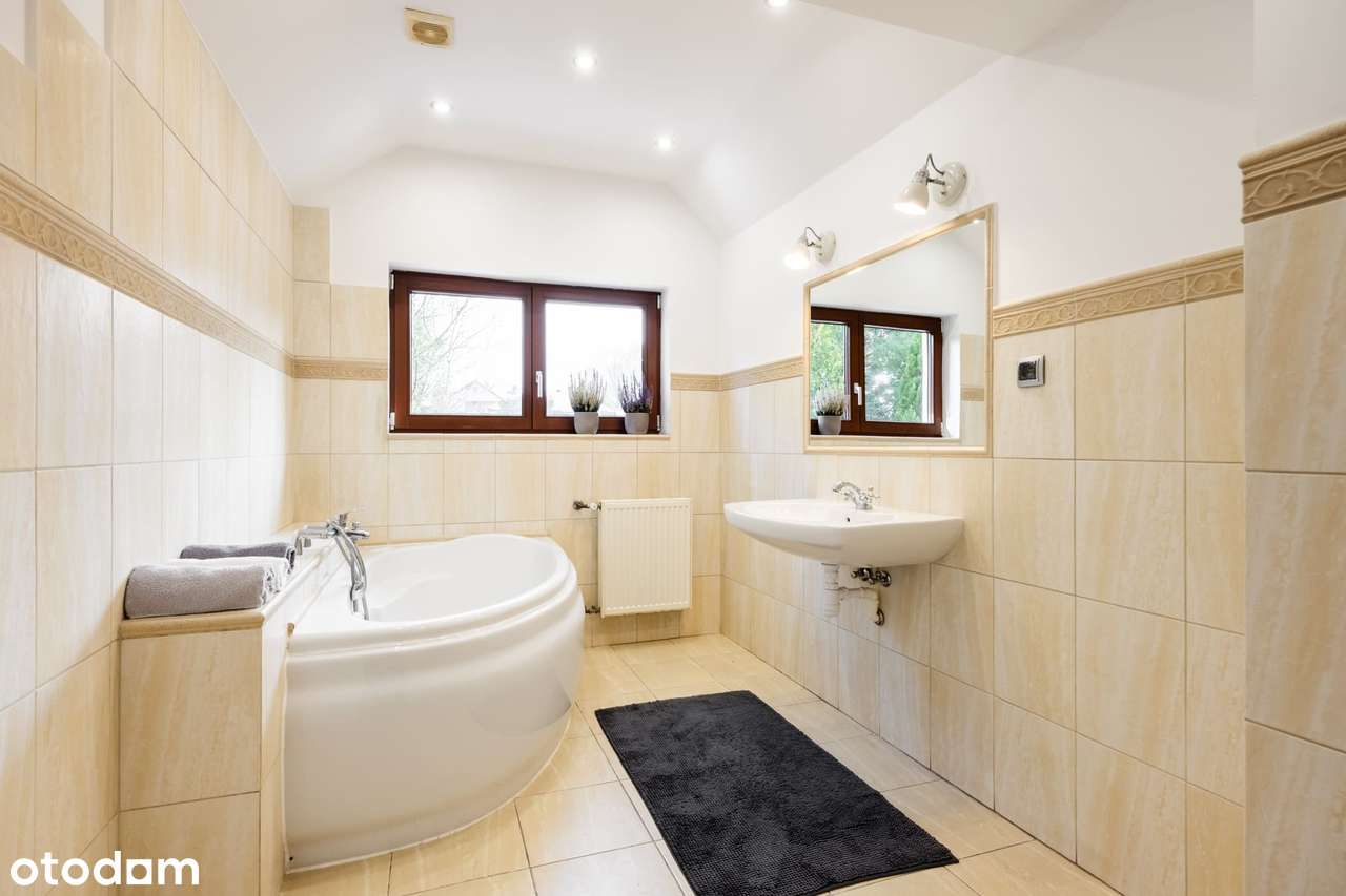 Przestronny dom z 6 pokojami w świetnej lokalizacji-Koszalin, Raduszka-11