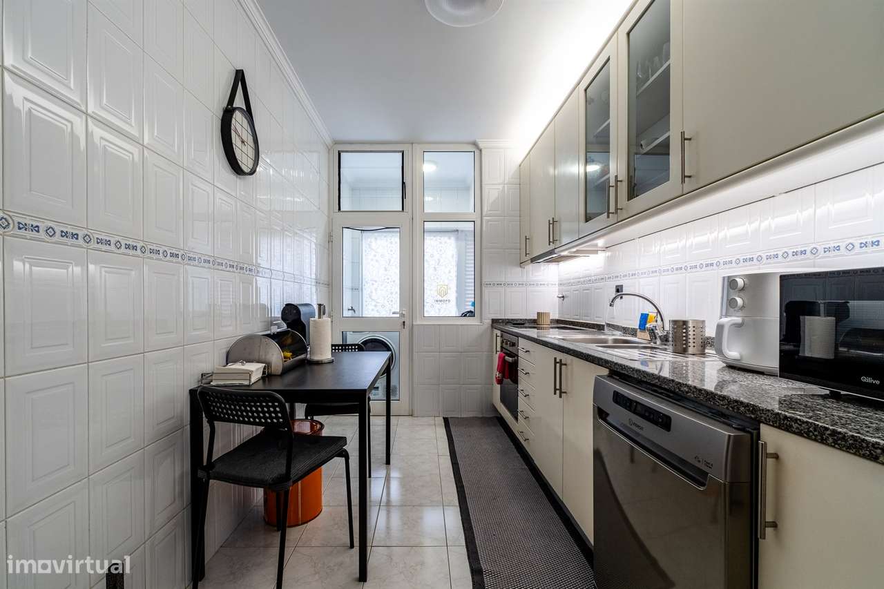 Apartamento T2 Venda em Rio Tinto,Gondomar-8