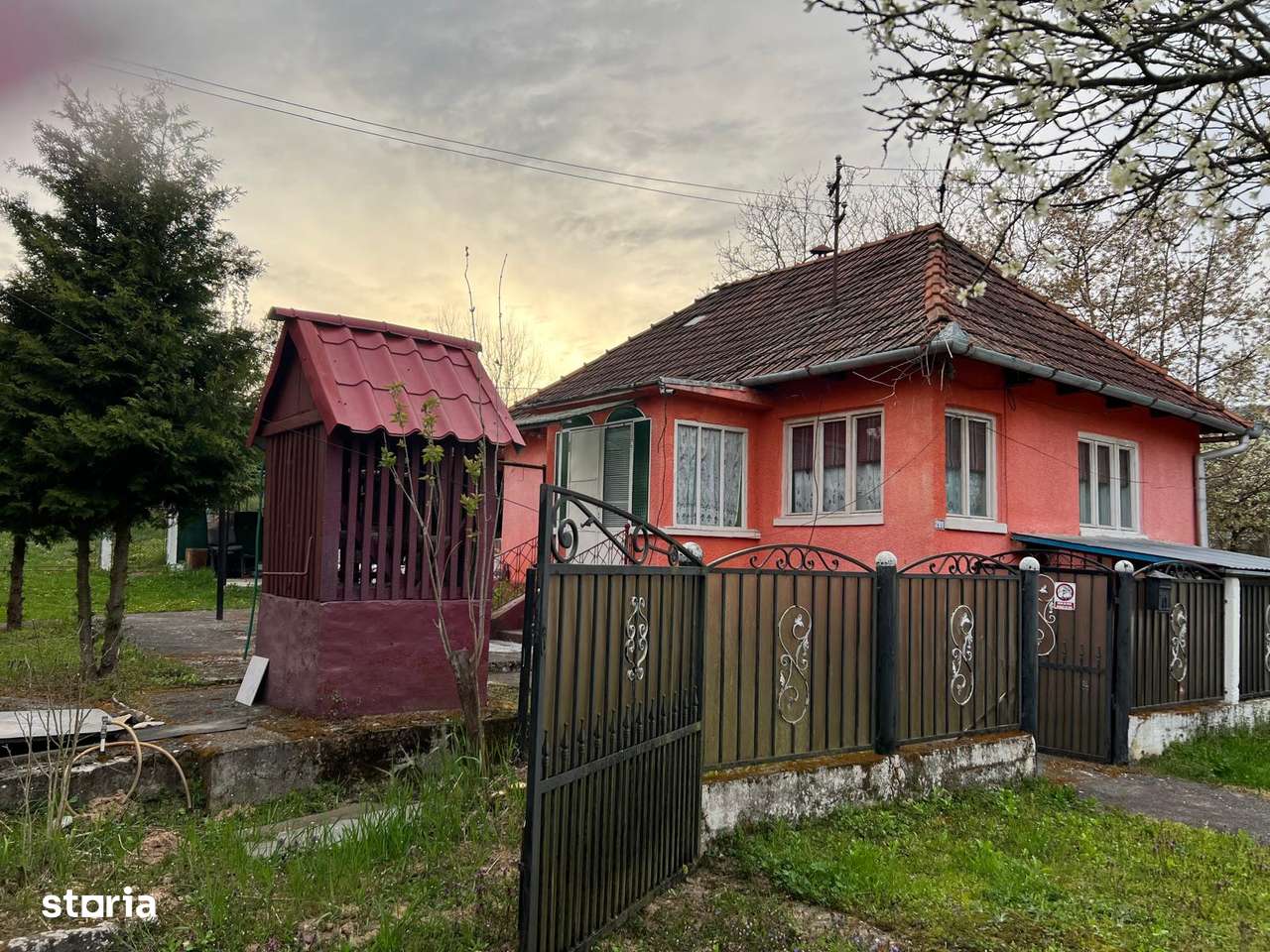 Casa de vanzare, zona Certej-2
