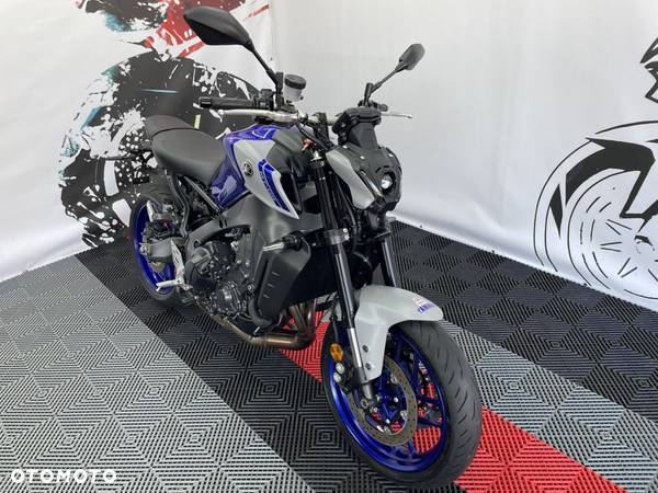 Yamaha MT - 8