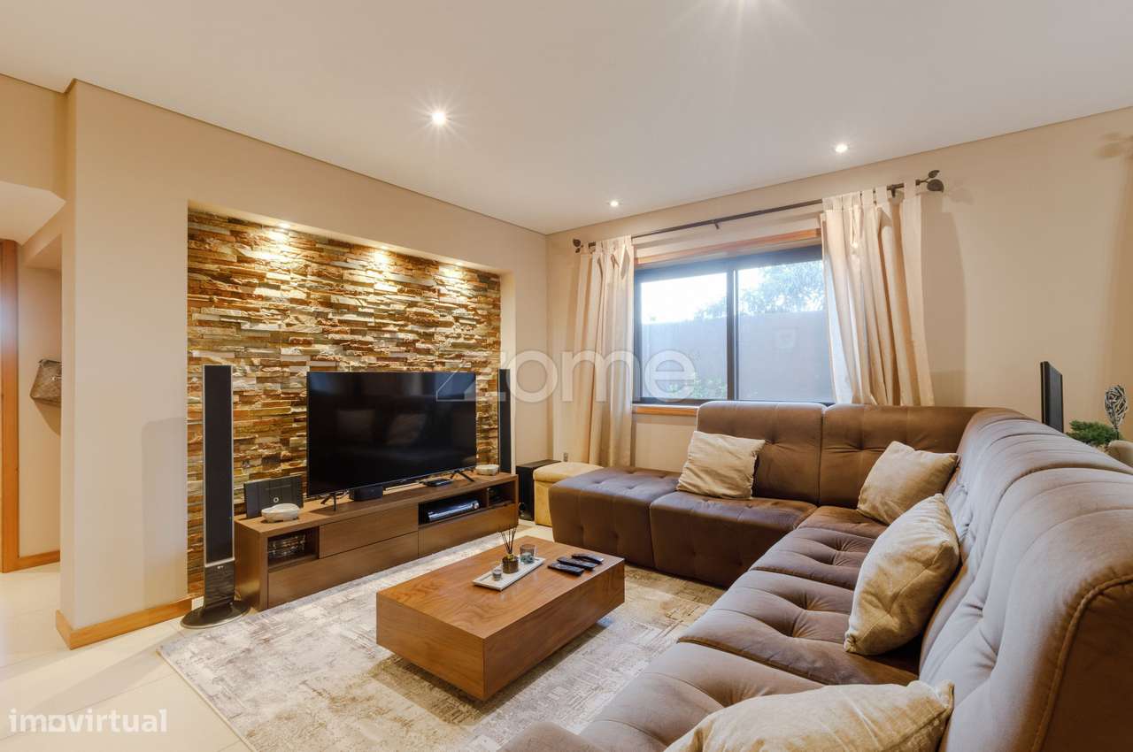 Moradia T4 individual Esmeriz - Grande imagem: 5/36