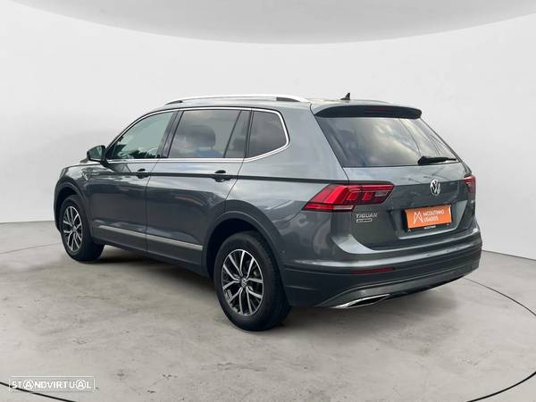 VW Tiguan Allspace 2.0 TDI Confortline DSG - 4