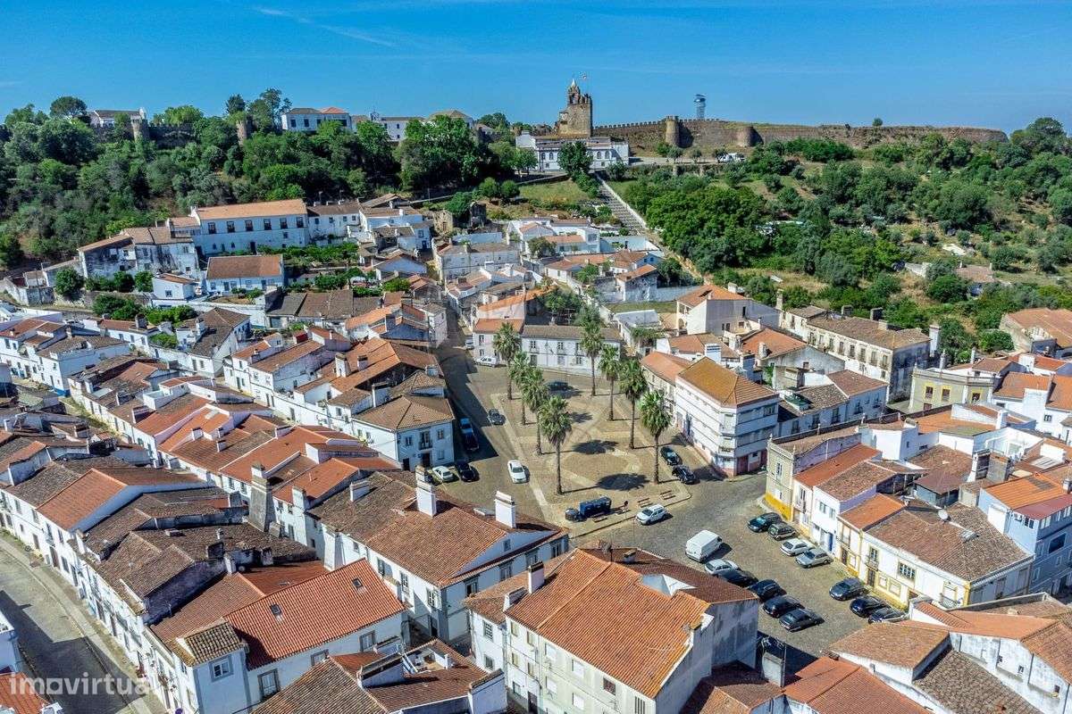 Moradia T6 para venda-17