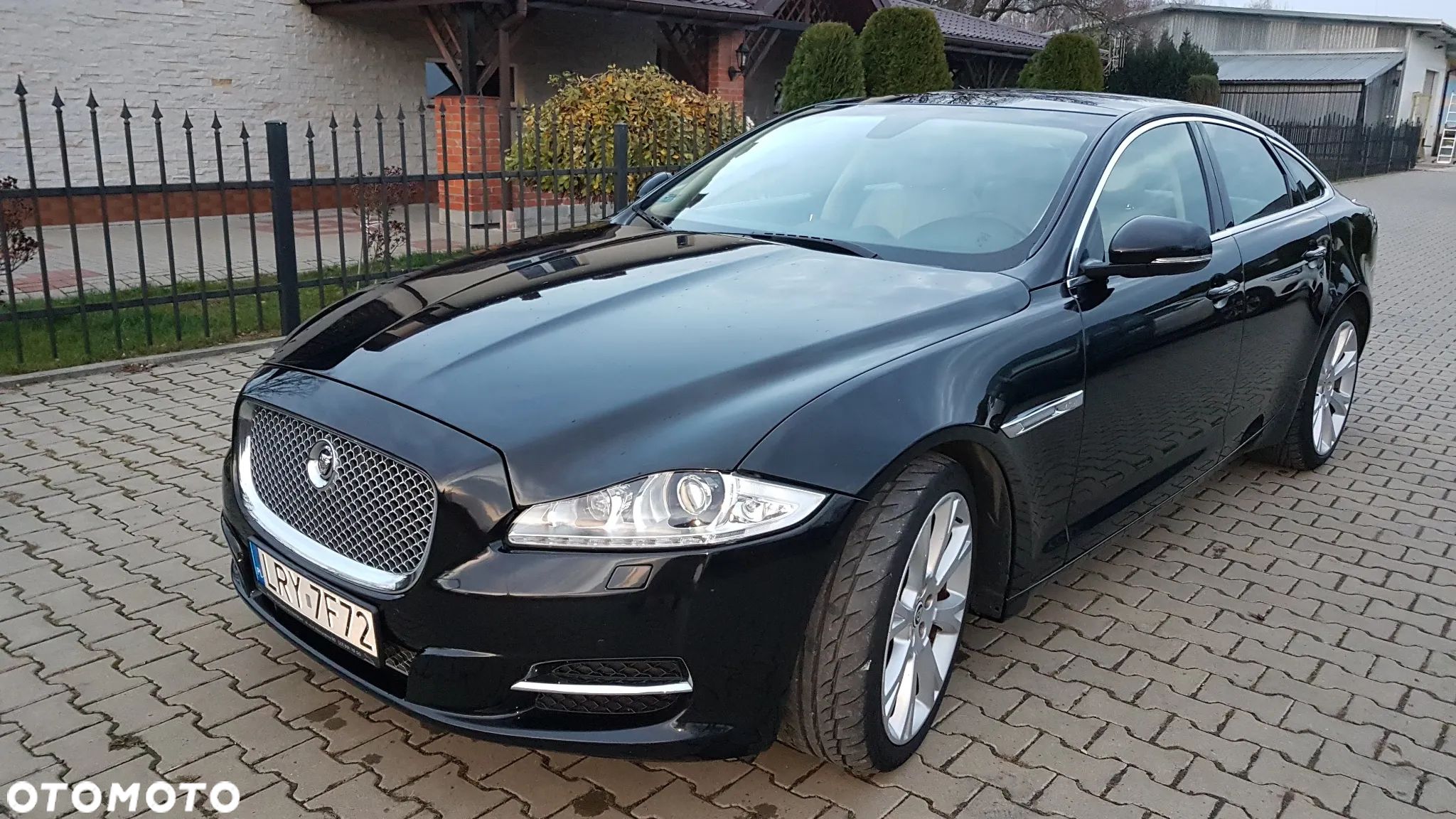 Jaguar XJ 3.0 D V6 Premium Luxury - 1