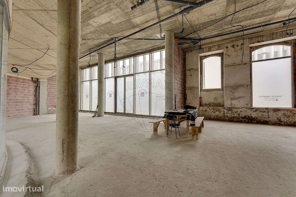 Loja  para arrendamento - Grande imagem: 2/4