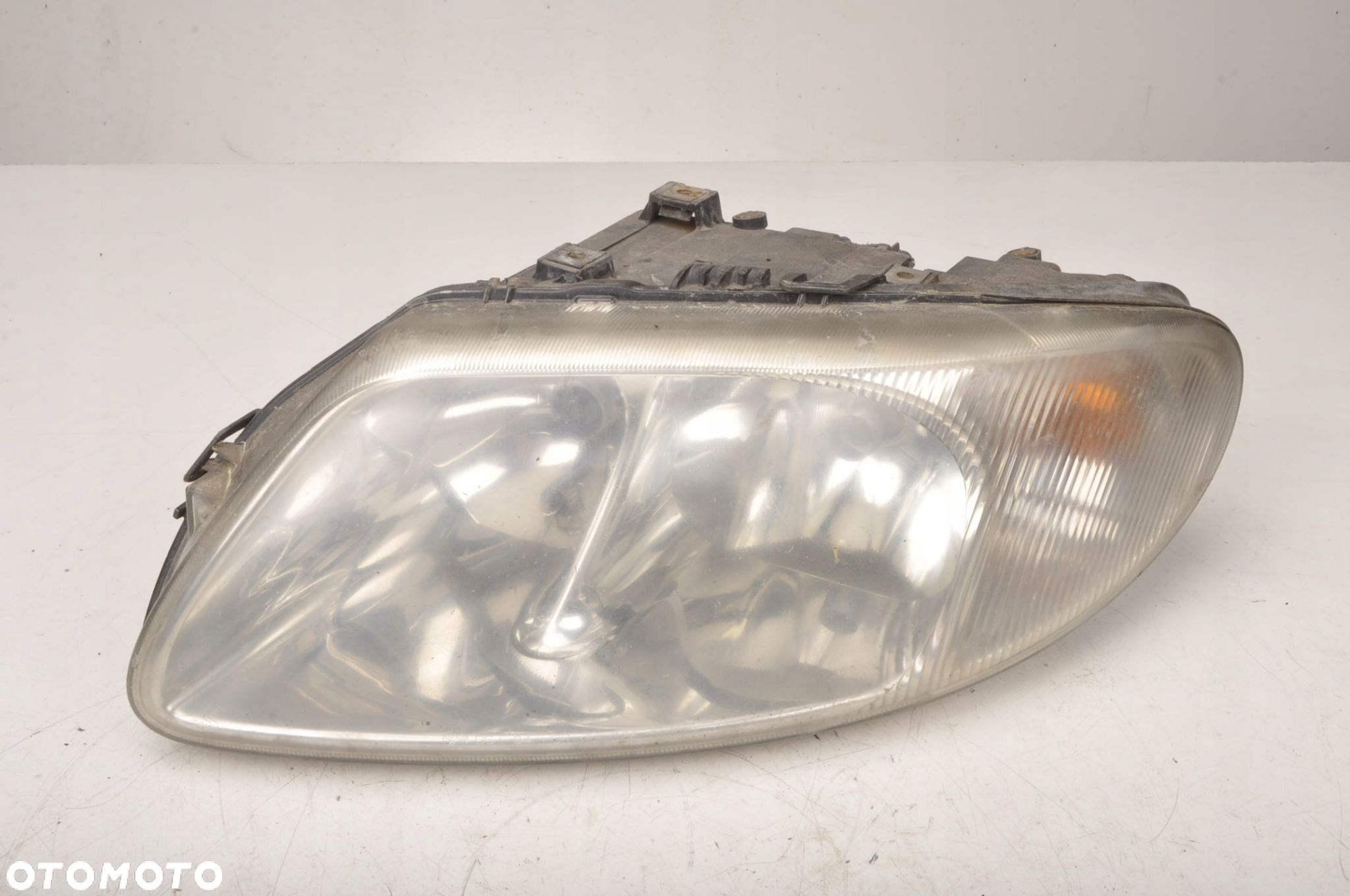 CHRYSLER GRAND VOYAGER IV LAMPA LEWA PRZEDNIA EU - 1