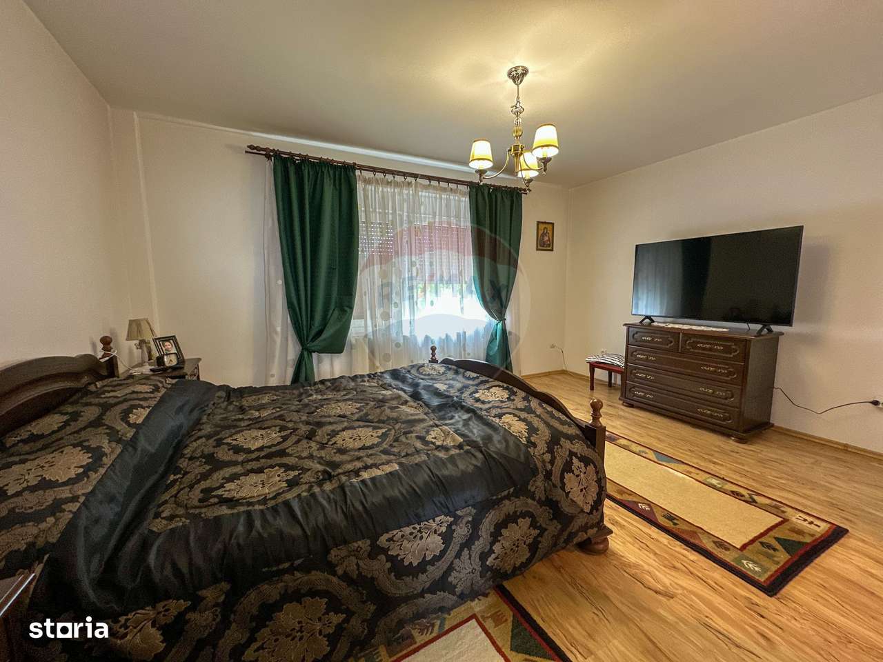 Vila de vanzare pe Str.Strugurilor/Terezian-18