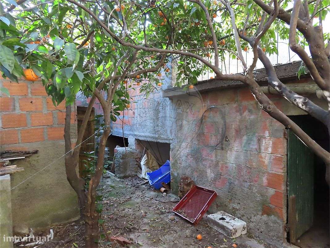 Moradia T2 para venda-15