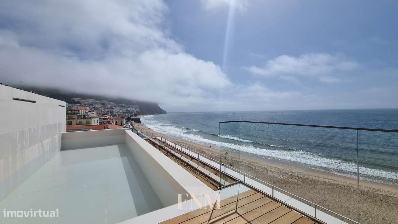 APARTAMENTO T1 PRIMEIRA LINHA DE MAR COM PISCINA NO ROOFTOP-3