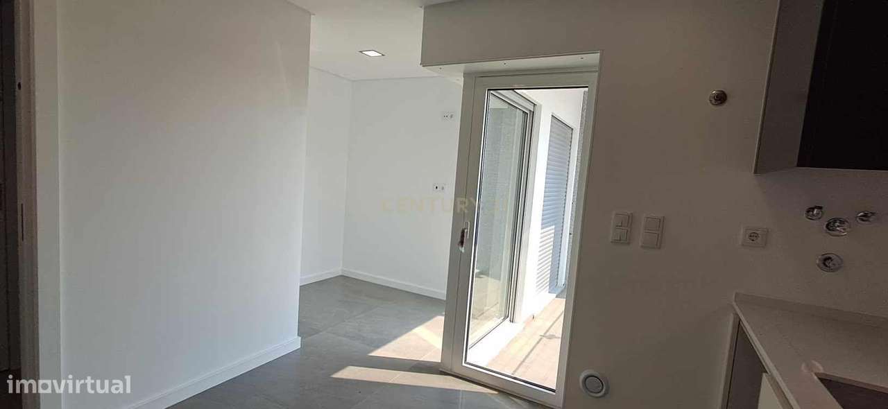 Apartamento T3 com varandas, vista e box em empreendimento de alta qua - Grande imagem: 5/32