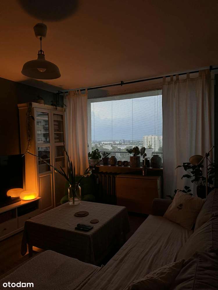 2 pokojowe mieszkanie na 14 piętrze na os. Rusa