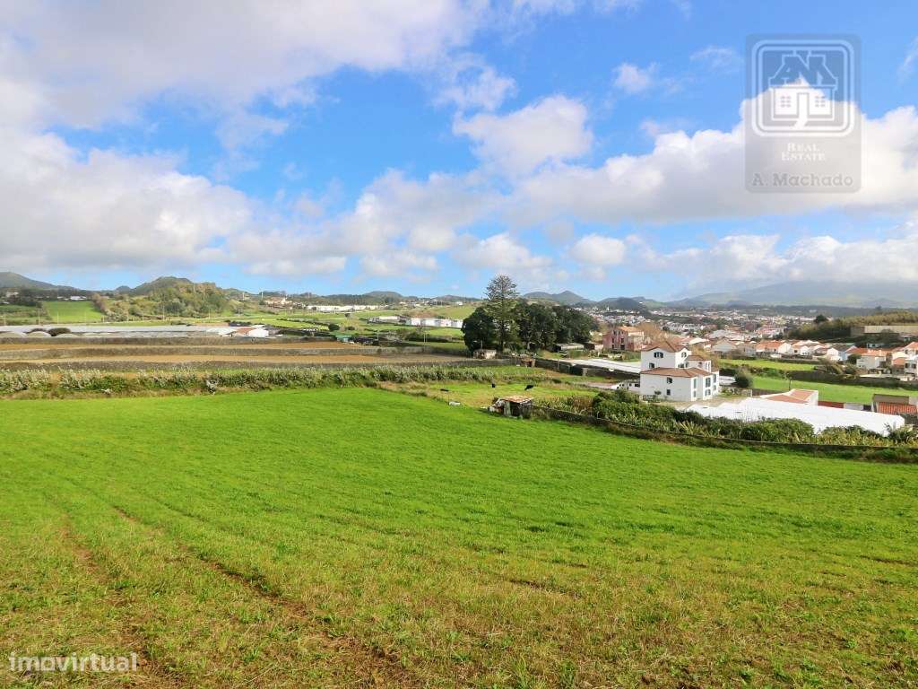VENDA de AMPLO TERRENO junto à Praia das Milícias, com VISTA sobre ...-18