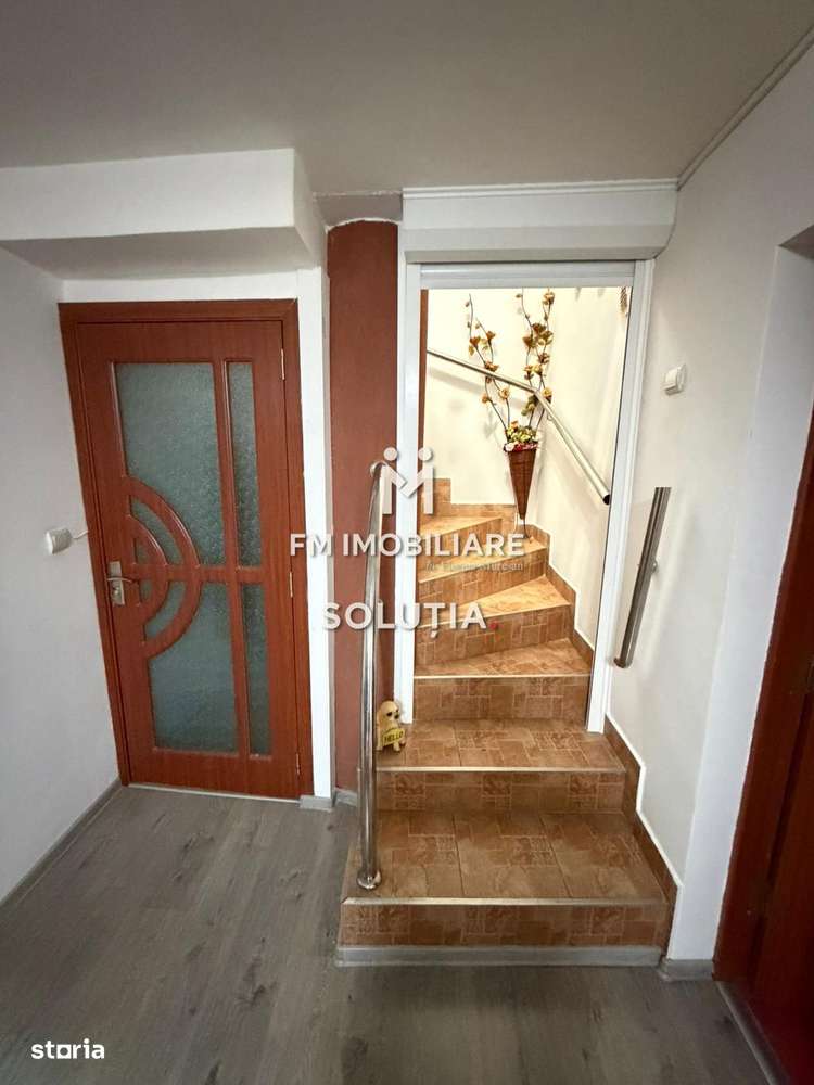 Casă spațioasă P+1 - 5 camere - teren 10 ari, Unguraș!-16