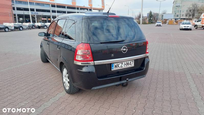 Opel Zafira 1.9 CDTI Cosmo - 5