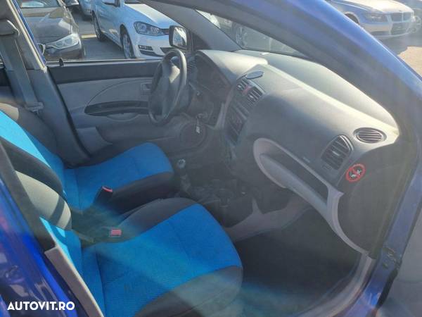 Kia Picanto 1.1 EX - 12