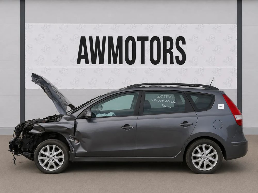 HYUNDAI I30 2011