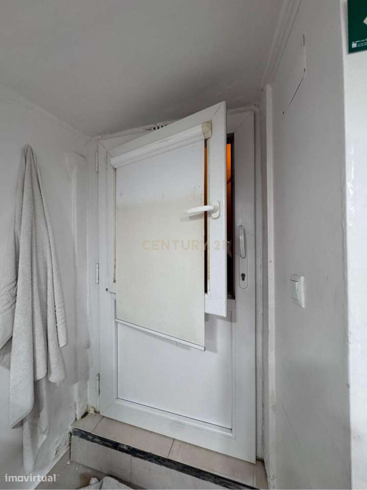 Apartamento T1 - Oportunidade Única no Coração Histórico de Lisboa , e - Grande imagem: 3/15