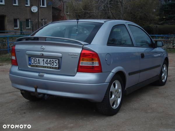 Opel Astra - 13