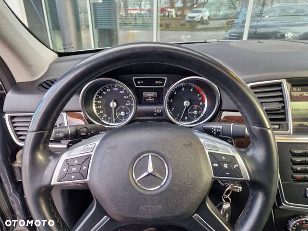 Mercedes-Benz ML 350 BlueEff 4-Matic - 9