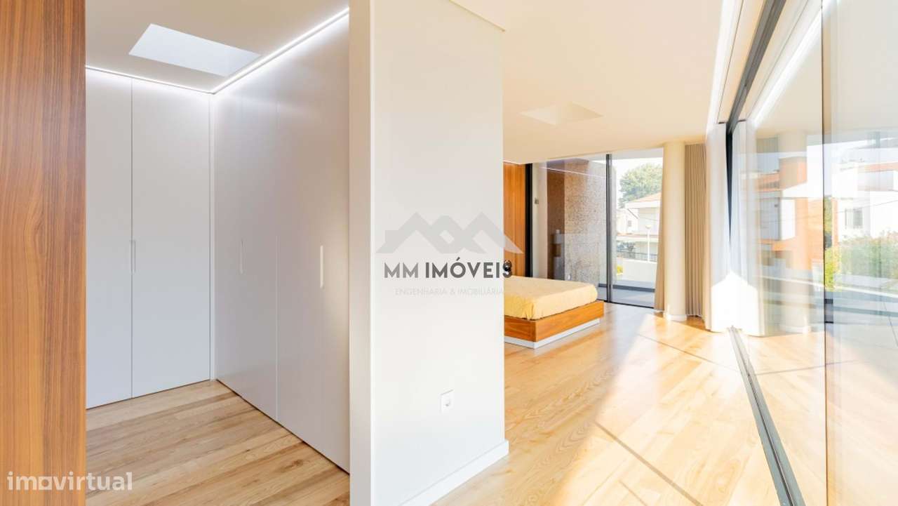 Moradia | T4 | Piscina | Maia-4