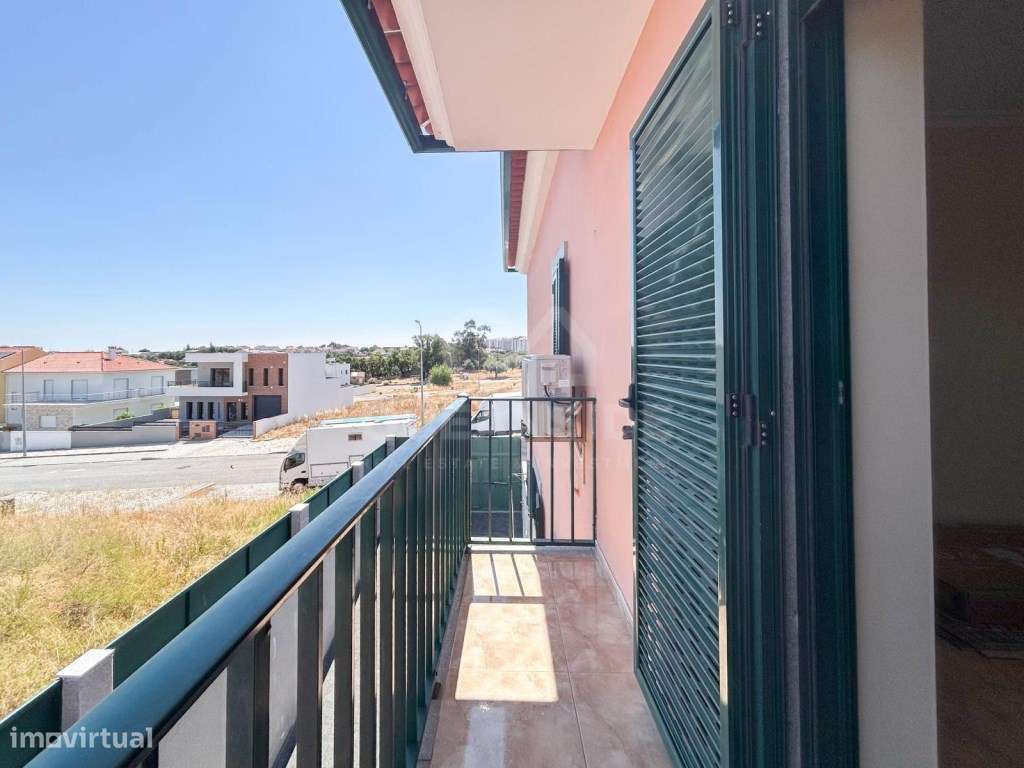 Moradia T4 independente em Castelo Branco-20