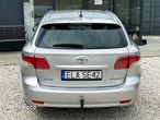 Toyota Avensis Combi 1.8 Life - 12