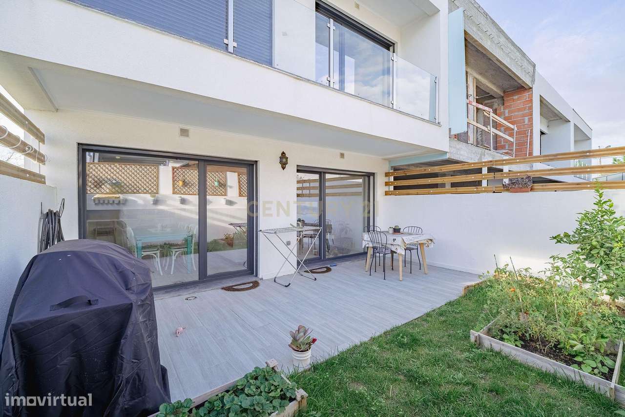 Moradia T3 - Quinta Genovesa/Sobreda-34