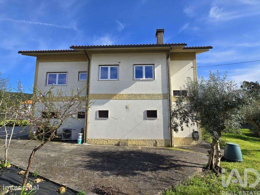 Casa / Villa T3 em São Miguel de Poiares de 127 m2 - Grande imagem: 5/40